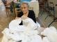 Le pliage du linge : une activité du quotidien pleine de sens à la Résidence Les Jardins Médicis Avenay-Val-d'Or